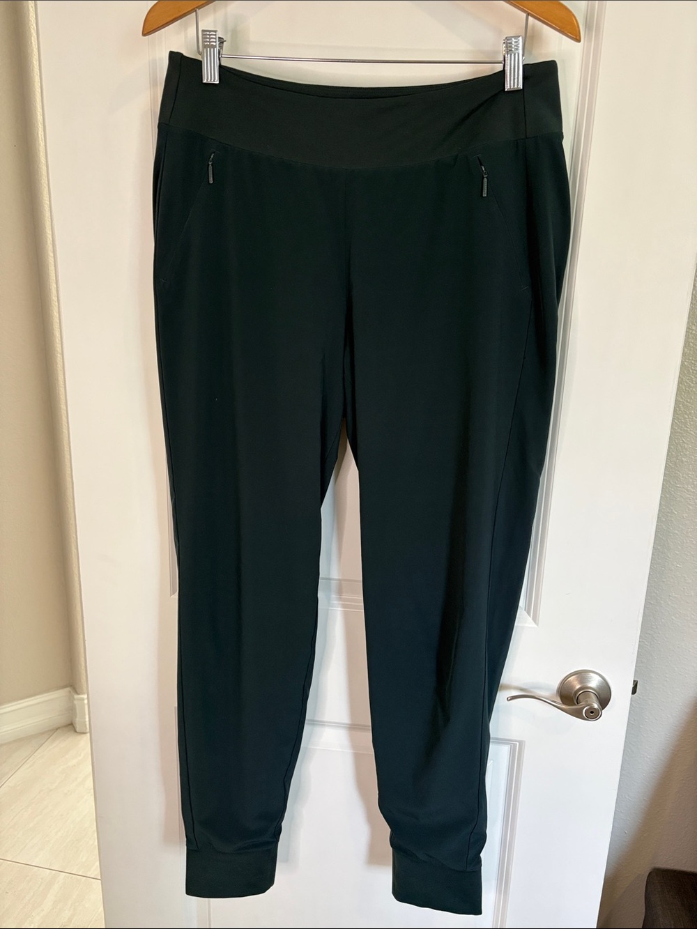 Athleta Soho Lined Joggers Olive Green Size 12T - Picture 6 of 13